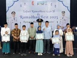Bupati Setyo Wahono dan Wakil Bupati Bojonegoro Kompak Hadiri Safari Ramadhan di GOR Dolokgede