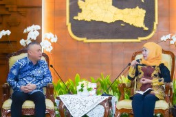 Gubernur Khofifah Membahas Angkutan Lebaran Bersama Menhub RI, Pastikan Jatim Siap Sinergi Wujudkan Kelancaran Arus Mudik 2025