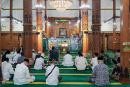 Peringatan Nuzulul Quran di Lamongan, Momentum Tingkatkan Kualitas Spiritual Umat Islam