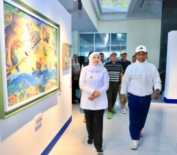 Gubernur Khofifah Tinjau Kesiapan Sekolah Rakyat Ramah Disabilitas di Kampus Unesa