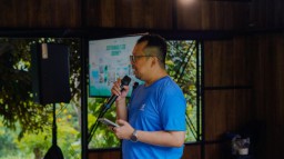 TPS Gelar Fun Trekking Awali ESG Journey Bersama Customer