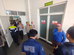 10 Penumpang Mobil Pikap dan Innova Terseret Longsor Pacet-Cangar Ditemukan Dalam Kondisi Tak Bernyawa