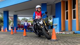 Komunitas Honda Unjuk Kemampuan Berkendara Aman di Kompetisi Regional Safety Riding Advisor 2025