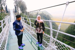 Gubernur Khofifah Optimis Jembatan Kaca Seruni Point Bromo Perkuat Magnet Pariwisata Jawa Timur