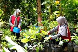 Tidak Hanya Melestarikan Lingkungan, Program Keberlanjutan SIG Serap 20 Ribu Tenaga Kerja