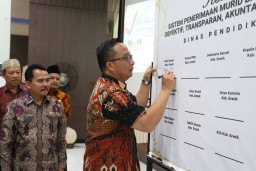 Pemkab Gresik Deklarasikan Penerimaan Murid Baru Bebas Suap dan Pungli