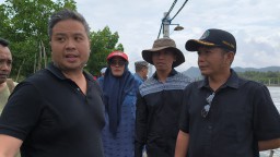 Disambati Warga, DPRD Jember Sidak Tambak Udang di Sumberejo