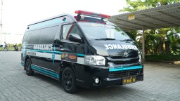 Layanan Ambulans Gratis Polres Gresik: Siaga 24 Jam untuk Kemanusiaan