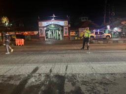 Satu Tewas dan Tiga Luka dalam Kecelakaan Dua Motor di Duduksampeyan Gresik
