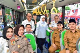 Gubernur Khofifah Resmikan Operasional Trans Jatim Koridor VI Rute Sidoarjo - Mojokerto
