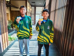 Dua Perenang Muda Binaan Petrokimia Gresik Borong Medali di Kejurnas Akuatik 2025