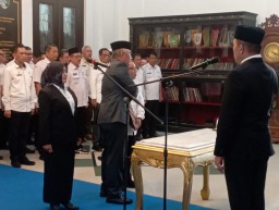 Direktur Perumda Air Minum Trunojoyo Sampang Dilantik, Berjanji Selaraskan Visi dengan Pemerintah