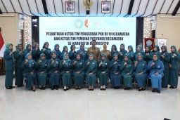Turunkan Angka Stunting dan Kemiskinan, Bupati Bojonegoro Ajak TP PKK dan Pembina Posyandu Sukseskan Program