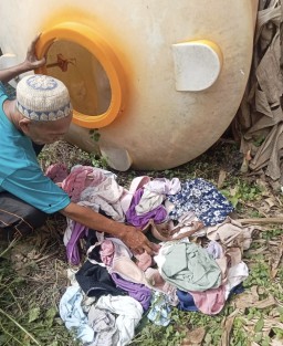 Warga Bojonegoro Geger Penemuan Tumpukan Celana Dalam di Toren Bekas Puskesmas Malo