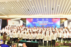 Bupati Yes Dikukuhkan sebagai Koordinator Wilayah Apkasi Jatim, Siap Dorong Peningkatan PAD dan Investasi Daerah