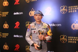 Anggota Polres Bojonegoro Aipda Rahmad Muhajirin Raih Hoegeng Award 2025
