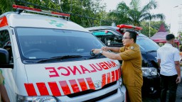 Pemkab Gresik Terima Hibah 35 GPS Tracker Ambulans dari PT Vastel