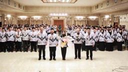 Bupati Gresik Dorong Transformasi Pendidikan, PGRI Diminta Jadi Penggerak Utama