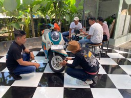 Scoopy Style Ride Sampang: Gaya, Modifikasi, dan Kreativitas Komunitas Skutik Fashion