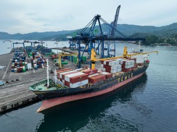 Sempat Terganggu Pasca Insiden RTG, Layanan TPK Bitung Kembali Normal Sejak Awal Juli