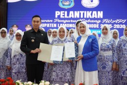 Wakil Bupati Lamongan Lantik Pengurus IWAPI, Dorong Perempuan Berdaya dan Mandiri Ekonomi