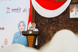 Dari Papan Tulis ke Layar Sentuh, Guru PAUD Bojonegoro Adaptasi Pembelajaran Digital