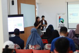 Tembus Pasar Amerika, Batik Madura UMKM Binaan Bank Mandiri Naik Kelas ke Panggung Global