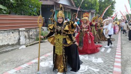 Bhinneka Tunggal Ika Meriahkan Pawai Budaya HUT RI ke-80 di Desa Brambang, Jombang