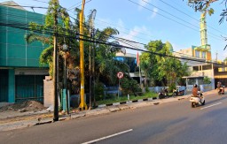 Utilitas Kabel Fiber Optik Semrawut, Retribusi Minim, DPRD Gresik Desak Penataan dan Evaluasi