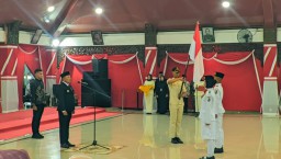 Bupati Sampang Kukuhkan 50 Paskibraka: Diharapkan Jadi Teladan Generasi Muda