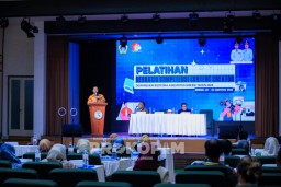 25 Anak Muda Gresik Ikuti Pelatihan Konten Kreator Bersertifikat BNSP