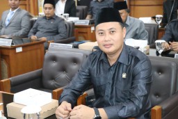 Komisi III DPRD Gresik Sidak Proyek Jalan Bernilai Miliaran Rupiah, Ini Catatannya
