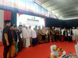 Kunjungi Sampang, Kapolda Jatim Perkuat Sinergitas dengan Tokoh Ulama dan Forkopimda