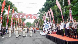 Tanamkan Nilai Kebangsaan, 117 Regu Siswa Ikuti Lomba Gerak Jalan HUT ke-80 RI di Lamongan