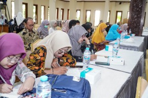 Dorong Kreasi Batik, Dekranasda Lamongan Gelar Workshop dan Lomba Desain Motif