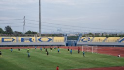 Gresik United Tumbangkan Persela Lamongan 1-0 Lewat Gol Penalti Viko