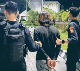 Sopir dan Kernet Truk di Gresik Cekcok Berujung Penusukan