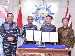PLN dan TNI AL Hadirkan Listrik Dermaga untuk Perkuat Armada Laut dan Kurangi Emisi