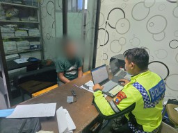 Tragis, Pelajar SMP di Gresik Tewas Terlindas Truk di Driyorejo Saat Berangkat Sekolah