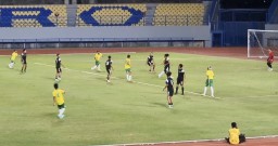 Hattrick Dian Ardi Antar Gresik United Libas Perseta 4-1