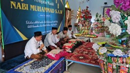 Melihat Peringatan Maulid Nabi di Pulau Bawean Gresik: Tradisi Angkaan dan Robit Perantauan Warnai Perayaan Hari Lahir Nabi Muhammad