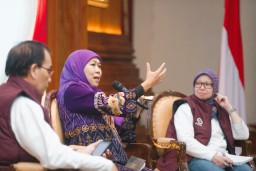 Gubernur Khofifah Ajak Sinergi OJK Perkuat Literasi dan Akses Keuangan di Desa