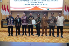 Prioritaskan Kesejahteraan Rakyat, Bupati YES Sampaikan Nota Keuangan APBD Lamongan 2026