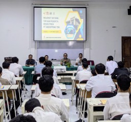 Tembus 200 Peserta, Rekrutmen PT Indospring di SMK Semen Gresik Jadi Bukti Kuat Sinergi Vokasi dan Industri