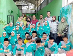 Tumbuhkan Kepedulian Lingkungan Sejak Dini Melalui Program Kampung Sirkular