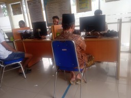 Sengketa Tanah, Ketua BPD di Sampang Dikeroyok 10 Orang