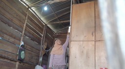 Warga Aek Horsik Tapanuli Tengah Akhirnya Nikmati Terangnya Listrik Menjelang HLN ke-80