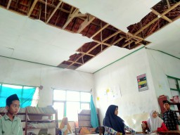 Komisi IV DPRD Sampang Janji Prioritaskan Pembangunan Semua Sekolah Rusak di 2026
