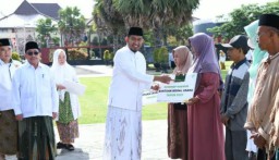 Peringati Hari Santri, Pemkab Sumenep Salurkan Bantuan UMKM dan Serukan Persatuan