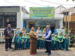 TPS Serahkan Bantuan Komputer dan Printer ke Yayasan Insan Mulia Cerdas, Dukung Peningkatan Mutu Pendidikan